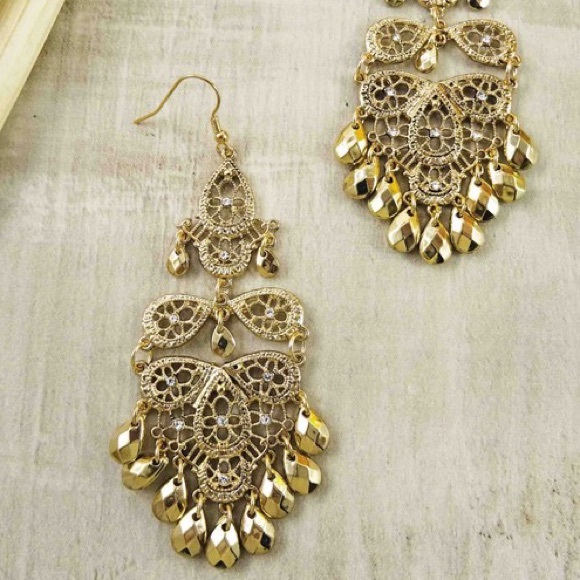 Gold Vintage Filigree Earrings - Picture 2 of 5